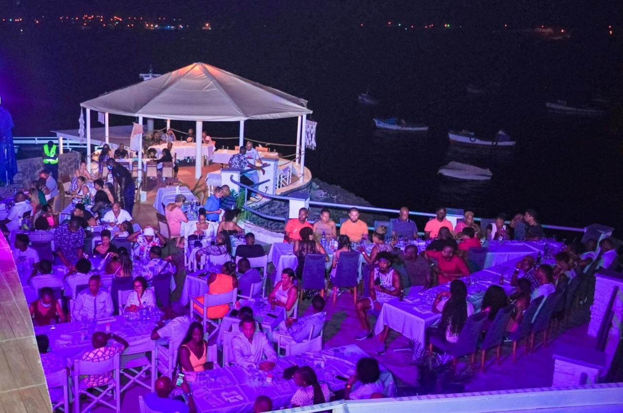 Falucho Paradise Beach Pedra Badejo  المظهر الخارجي الصورة