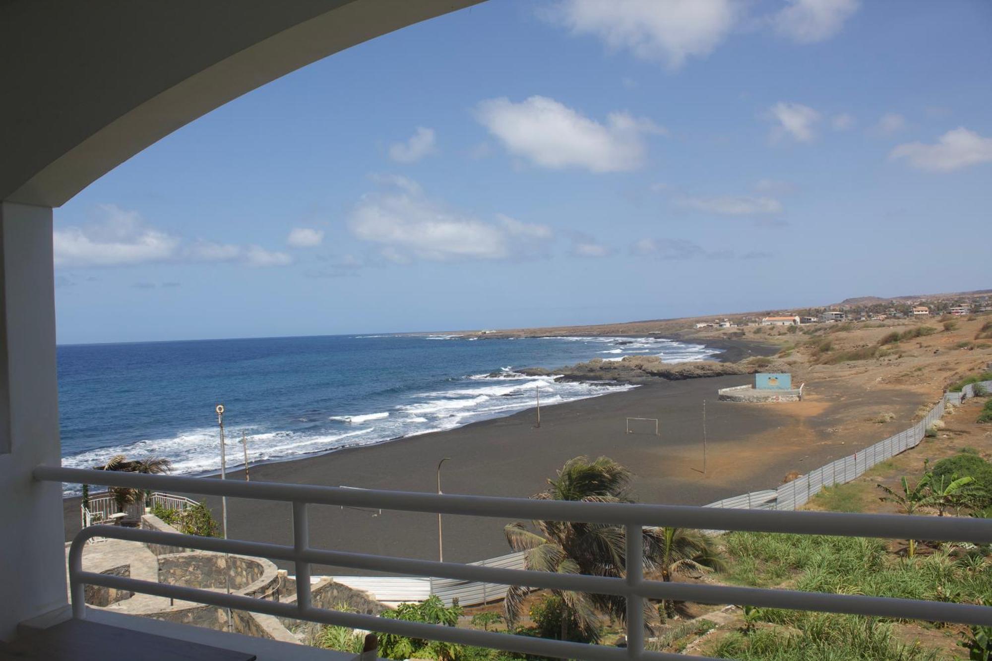 Falucho Paradise Beach Pedra Badejo  المظهر الخارجي الصورة